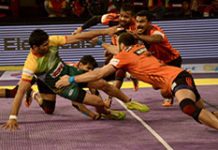 Relive the best Kabaddi action during Lockdown exclusively on Star Sports Pardeep Narwal tackled by U Mumba defense in Match 13 of the Star Sports Pro Kabaddi season 3