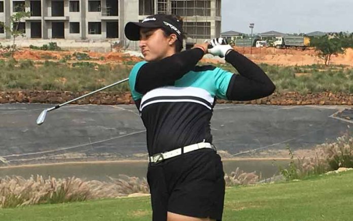 Ridhima Dilawari in action at Prestige 2 Ridhima Dilawari in action at Prestige 2